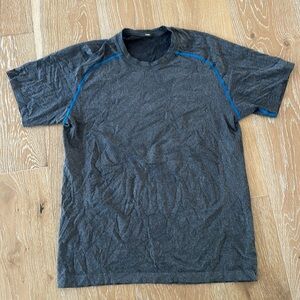 Lululemon Men’s Medium Tee